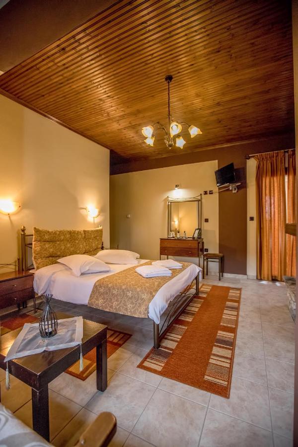 Kynthia Guesthouse Neochori  Luaran gambar