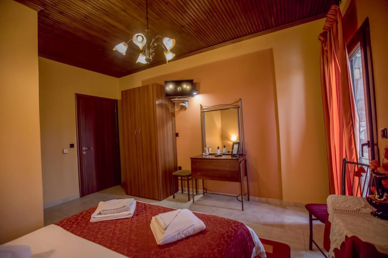 Kynthia Guesthouse Neochori  Luaran gambar
