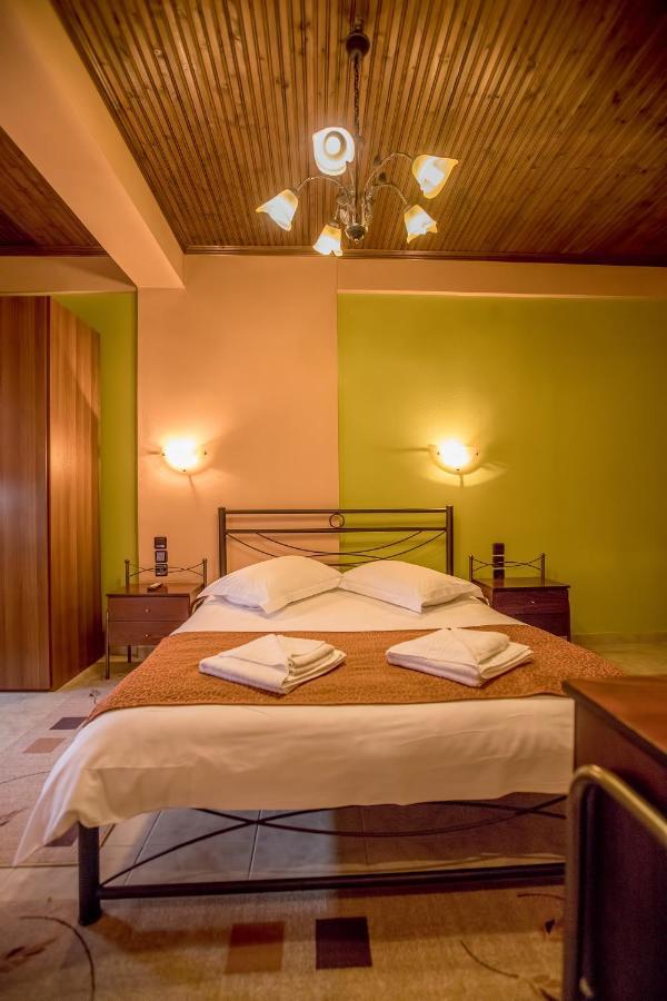 Kynthia Guesthouse Neochori  Luaran gambar